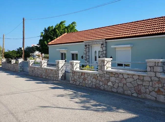 Anastasia\'S Garden House