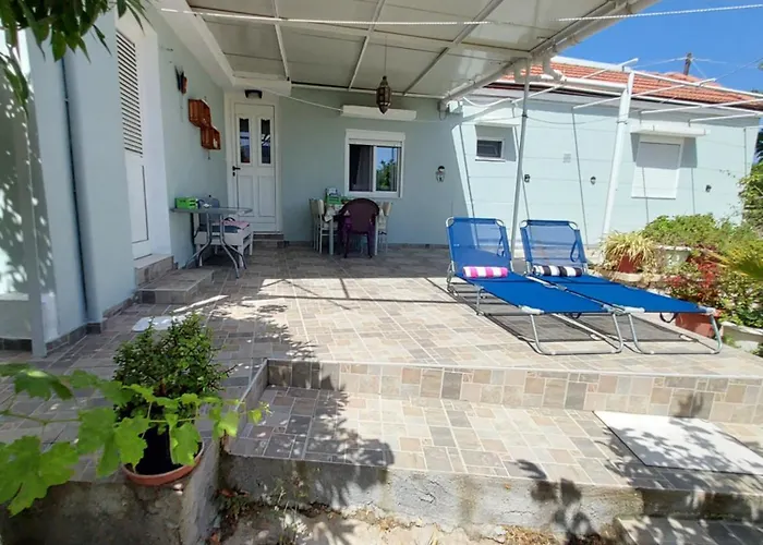 Anastasia\'S Garden House